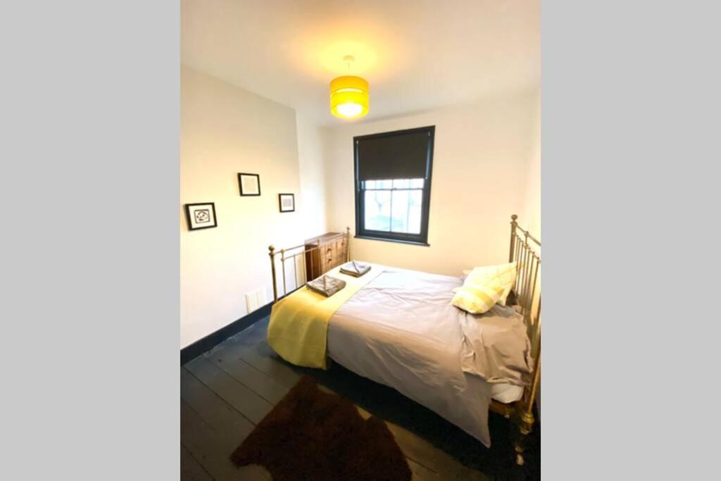 Beautiful First Floor Apartment In St Leonards المظهر الخارجي الصورة